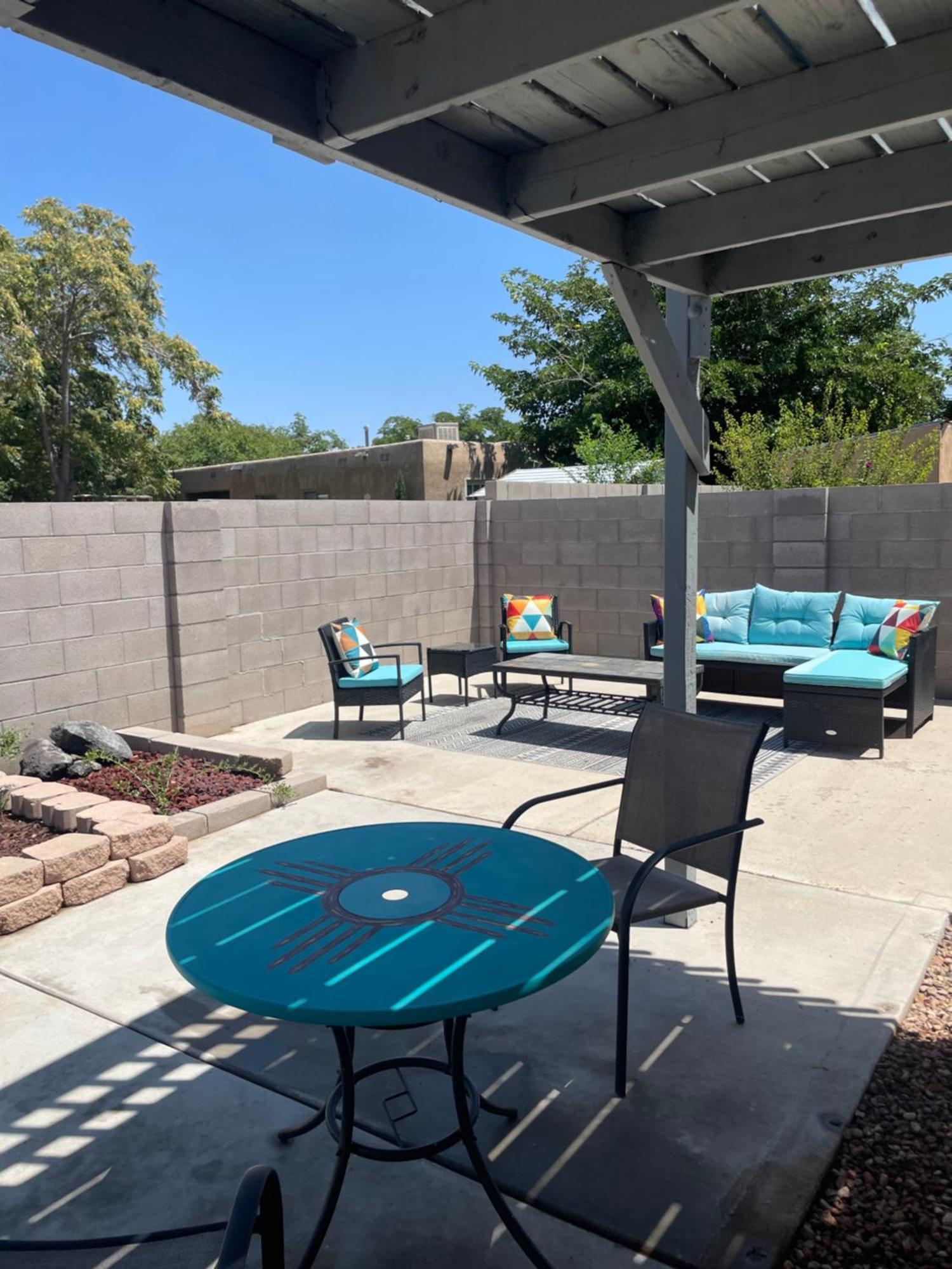Comfy, Contemporary Quiet Retreat Vacation Home With Views アルバカーキ エクステリア 写真